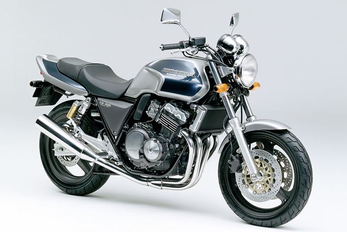 uCB400 SUPER FOURv̍ōo͂53PSBdʂ193kg