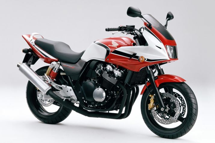 2005NɃn[tJE𑕔Aq\AbvuCB400 SUPER BOL D'ORvǉꂽ