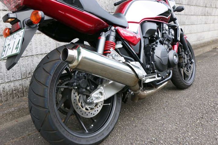 }t[ɂ͏^2\̗pB4C炵Lт₩ȔrC