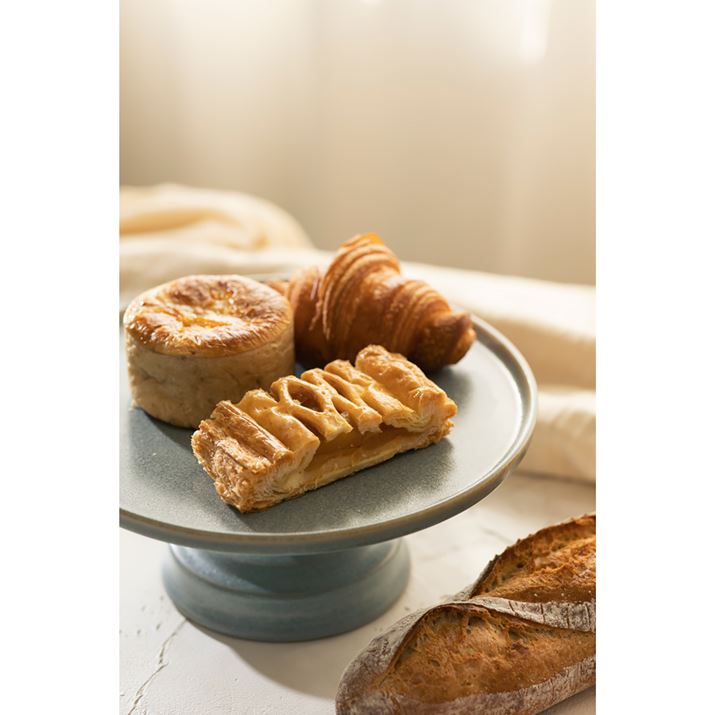 EOS R6AEF85mm F1.4 L IS USMAF4A1/100bAISO100Beʐ^i3648×5472A2.1MBj