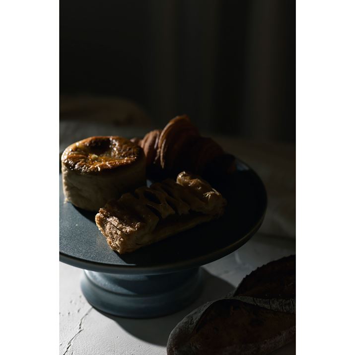 EOS R6AEF85mm F1.4 L IS USMAF4A1/200bAISO100Beʐ^i3648×5472A1.3MBj