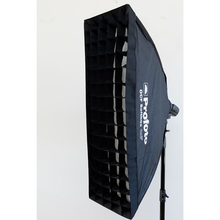 uOCF\tg{bNX30×90cmvɃObhtԁBXgbv^ŁA蕔ɂ炩Ǝ˂₷BObht邱ƂŁAƎ˔͈͂łBł́uClic A_v^[UvgĎtĂ