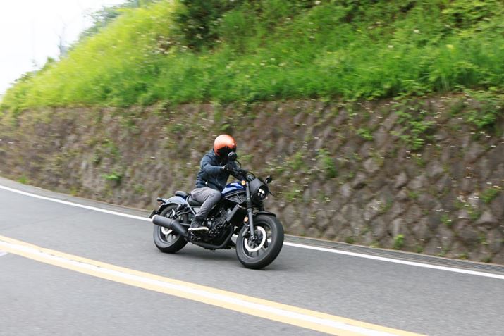 |݂yAłĈ芴̂ňSăR[i[y߂BN[U[ɈʒuÂ邪AN[WOłȂȂǂC悩