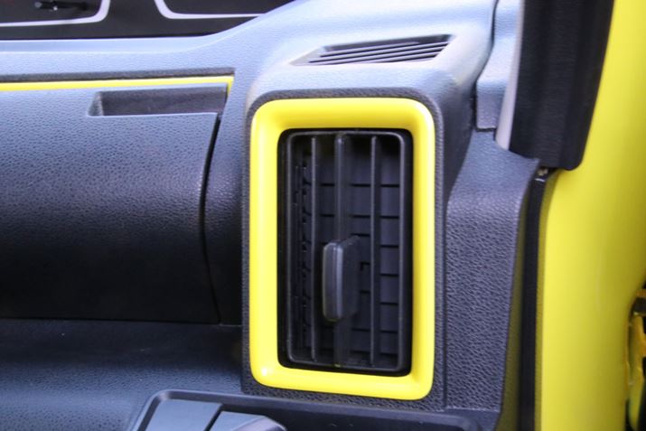 u^gt@NXvI[gToWԂ̃CeÁAGAAEgbgɂJ[ύX{ĂȂǁAOň̊oĂ