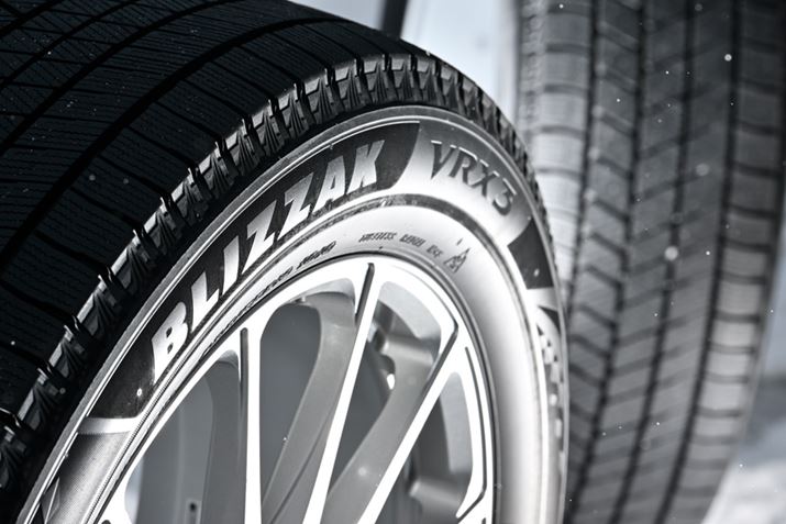 SUṼ^CTCYVɒǉꂽuuUbN VRX3vBۂASUVp̃X^bhX^CłuuUbNDMV3vƂ́ApV[ɂĂǂIԂقȂĂ