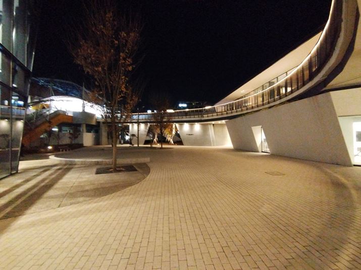 Ɠ\}𒴍LpJɐ؂ւĎBeBSʂɃAo[Ŋx\IɌEɋ߂悤Beʐ^i4160×3120A4.65MBj