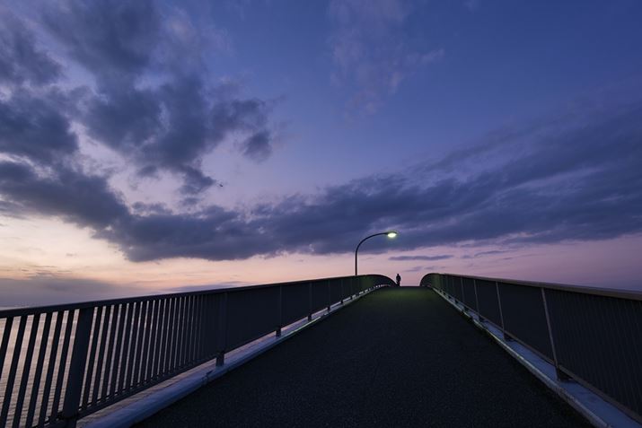 LUMIX S5ALUMIX S 18mm F1.8AF3.5A1/60bAISO400AWBFVAtHgX^CFiBeʐ^i6000×4000A8.0MBj