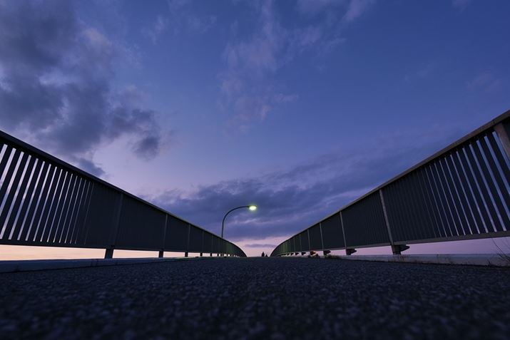 LUMIX S5ALUMIX S 18mm F1.8AF3.5A1/60bAISO640AWBFVAtHgX^CFiBeʐ^i6000×4000A8.0MBj