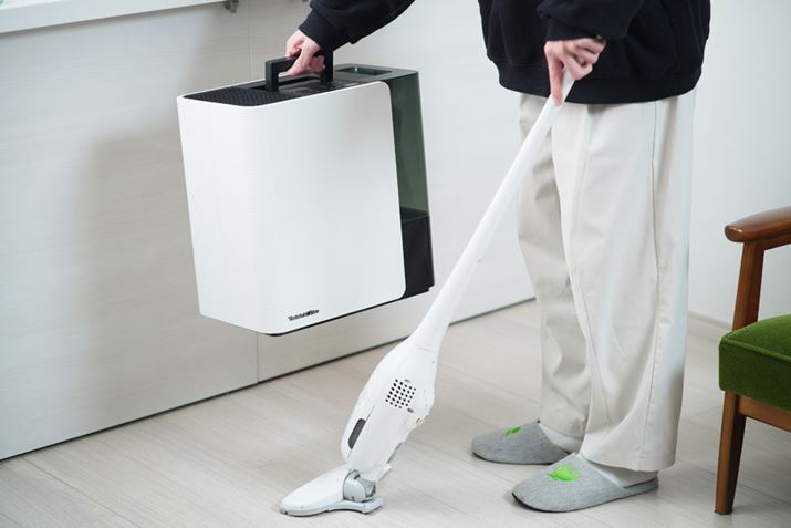 ̂ꐫłȂAݒuꏊ₻̎͂̑|₷̂|CgBdʂ͖6.4kgłA{̂Ɏ肪tĂ̂ŁA{̂ЎŎグȂ|@ł܂igpۂ́A^NOAɂĂ܂傤j