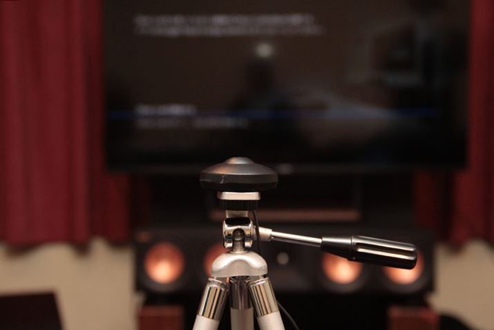 uDirac Livev̂߂̑́uTX-RZ50v̕t}CNōsB̃}CN͖{̂ƒڂȂ߁APCȂǂ͕svBApAv𓮂X}[gtHDirac̃T[o[ɃANZXC^[lbg͕K{BǂĂC^[lbgȂ[U[̓IL[uhƎ̕␮@\uAccuEQv𗘗pł