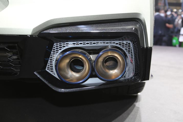 uGT-Rv2024Nf́AԊOK֑Ή邽߂ɐV\̃}t[JꂽBɂāAVȁuGT-RvTEhĂƂ