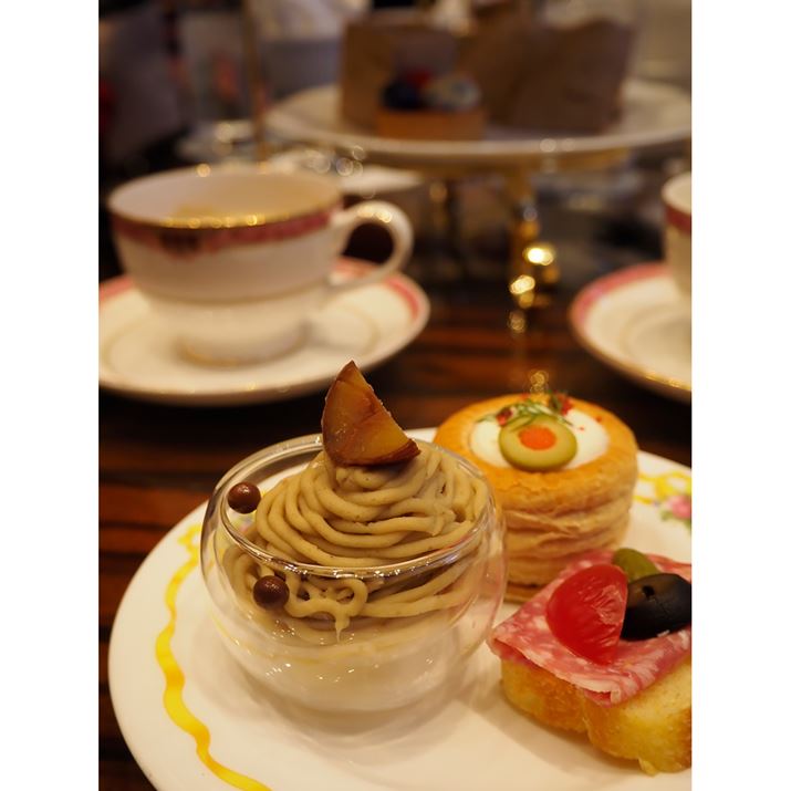 PEN E-P7AM.ZUIKO DIGITAL ED 14-42mm F3.5-5.6 EZAiDAEA20mmi35mmZ40mmjAF4.2A1/40bAISO1000AzCgoXFI[gAdオݒFJ[vt@CBeʐ^i3888×5184A10.1MBj