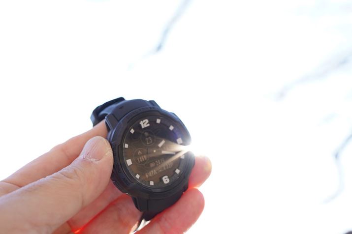 ɎguInstinct 2 Dual PowervƔׂƋ쓮ԂȂȂĂ܂Ałobe[́AʓIȃX}[gEHb`Ƃׂ͔̂ɂȂȂقǎ܂