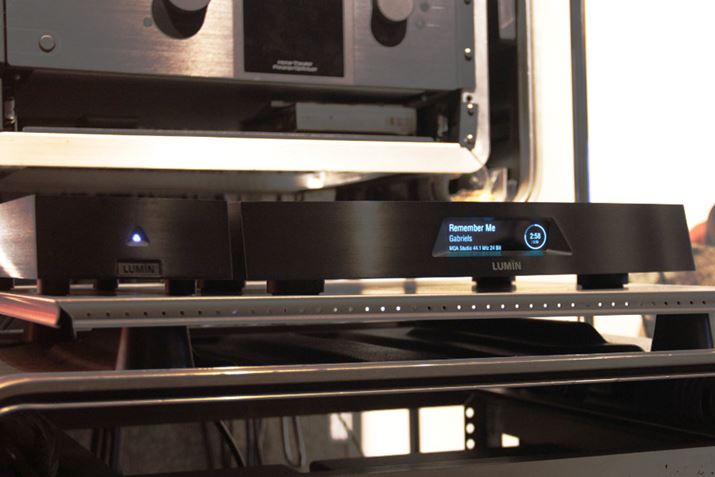 uU1XvƁuAltitude 16v͓iRCAjfW^ŐڑBUSB-DACƂ̐ڑOƂulbg[NgX|[gv̑I͍L߂AēfW^Ȃǂŉo͂ł鐻i͏Ȃ