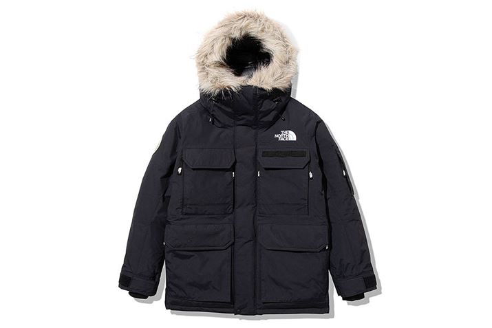 uTUNXp[JviiԁFND92220jBJ[͑S4FœWJĂAʐ^́uubNv