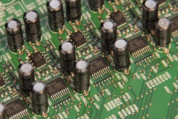 V̃TvBDACfq݂͌́uAVR-X4700HvƓTI2chdlfuPCM5102Av