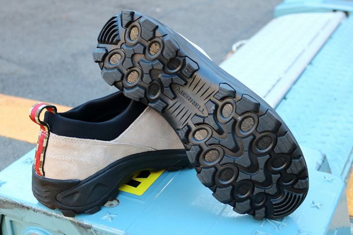 yʐ^z[vɂȂĂe[vANZgYobNr[BAEg\[̃^tȕ͋CMA߂Ă܂ yʐ^zƎ̃Op^[uXeBbL[o[ AEg\[vBGꂽHʂXł肵Obv͂𔭊܂