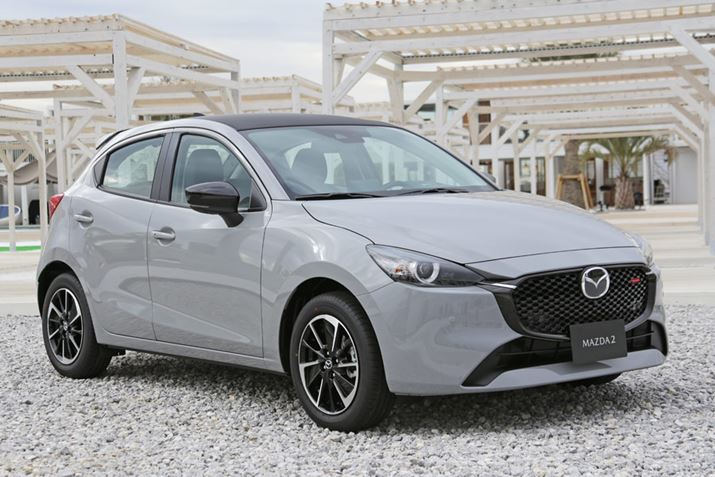 uMAZDA2v́u15 SPORTvO[h̃tgGNXeAB{fB[J[͐VF́uGAO[vi摜͊COf̂߁AYfƂ͈ꕔdlقȂ܂j