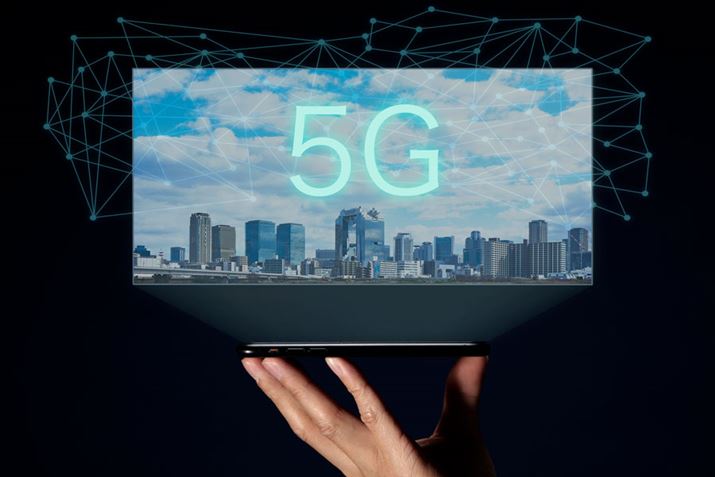 ̉iт̍ŐVX}z5GΉWB5GɑΉ݌v̐VSoC𓋍ڂĂ̂ŁAX[Yȓ삪҂ł܂