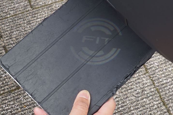 tghÅJɁuFITṽ}[NŘHʂƂ炷up^[vWFN^[vB25,300~B