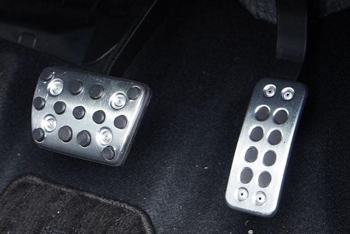 ڂ͋̕Cƃy_̊GςuA~X|[cy_vB13,200~