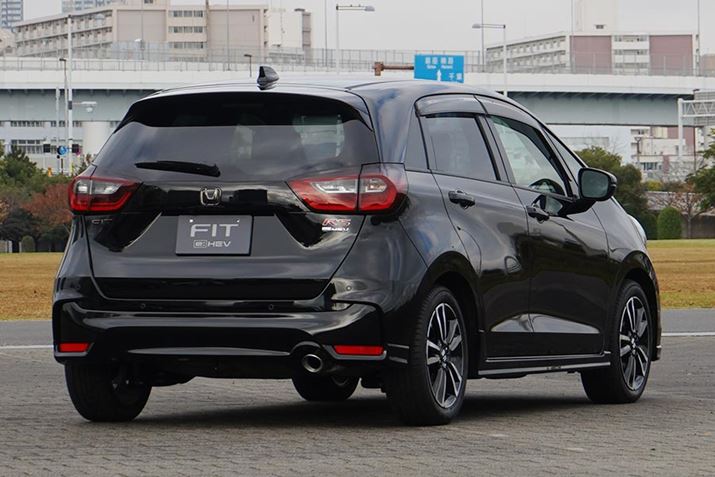 O͋̕Cς邱ƂȂ@\߂ANZT[𑕒utBbgRS e:HEVv