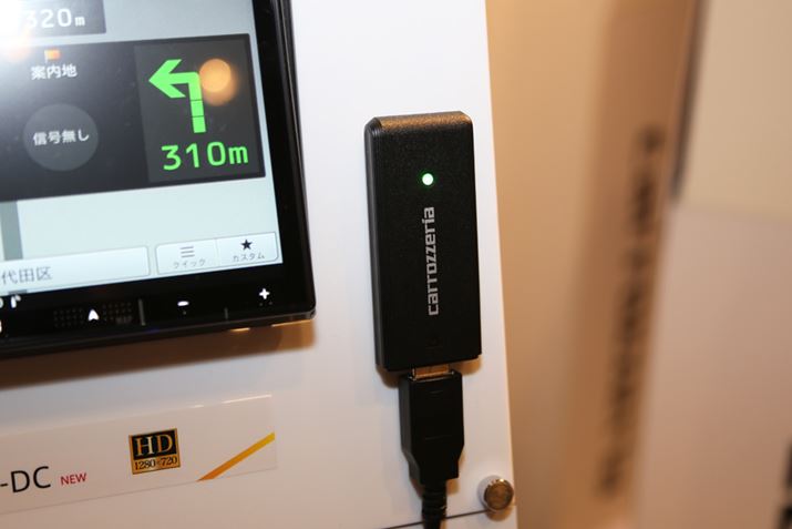 摜AuyirvɓĂulbg[NXeBbNvBA͕ʔ́ulbg[NXeBbNvVuyirvɐڑ΁AԓWi-FiX|bgƂāAʐMʂCɂ邱ƂȂX}zȂǂŃC^[lbgyނƂł܂