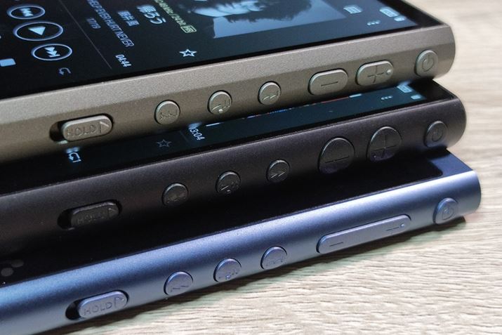 ォAuNW-A300vV[YAuNW-A100vV[YAuNW-A50vV[Y̏BEʂɗpӂꂽ{^̃fUCǂƂɔɕωĂ邱ƂmFł邾낤