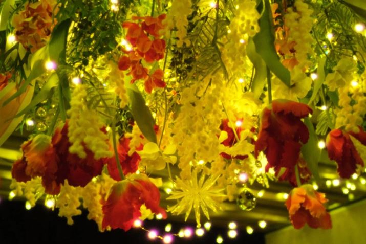 uAvXp`Iv́A\tgʂŉԂt̗֊sɂ݁AI[hYv킹悤ȕ`ʂB_̎́A}[^F̃tAĂ