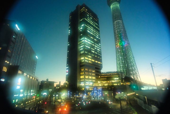 uAvXp`IvƁuDHGtHM[ \tgvd˂đĎBeBʂčŁAh}`bNȌi𐶂ݏo₷gݍ킹ƌ邾낤BAd˕tɃPĂ܂̂ŁA킹郌YƃtB^[ȃ͒ӂĂ