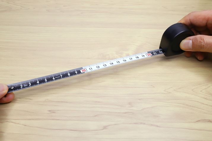 e[v\ʂ̖ڐ10cmƂɔƍŌ݂ɐFĂAIɒcł܂