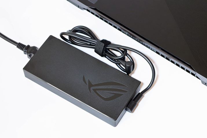 ACA_v^[͑^AuROG SCAR STRIX 18vACA_v^[RpNg