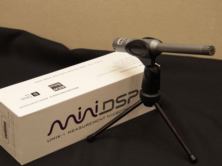 uDirac Livev̑ɐ̂miniDSṔuUMIK-1vBUSBڑp̃RfT[}CN