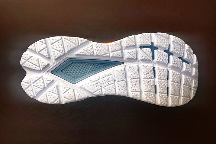 AEg\[ɂ́A~bh\[ƈ̉uoCYhEVAAEg\[v̗pBܑHɂ鍂Obvƌy𗼗Ă