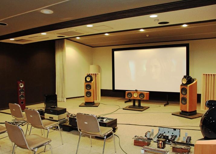 \̉́uShirakawa Audio Worksv̎BBowersWilkinśu802 Diamondv𒆐SƂu9.4.6chṽVXeݒuĂBTuE[n[̍Đ[h́uwvł͂ȂAuX^_[hv[h