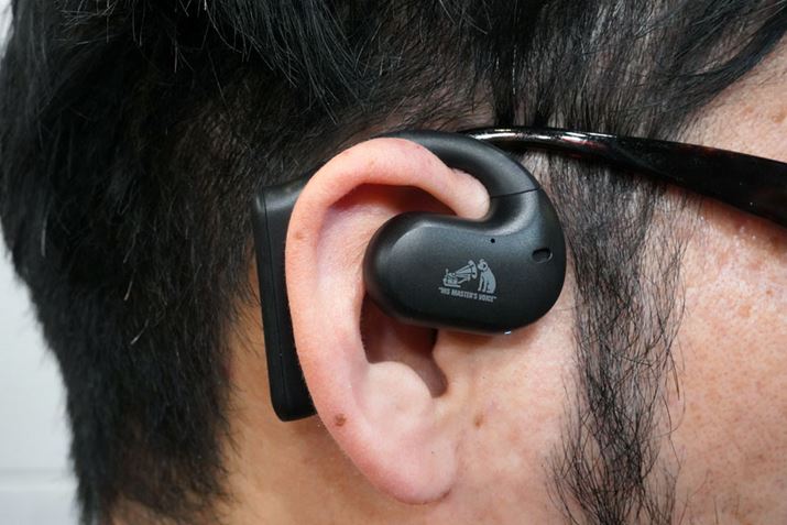 Cz{̂͂傫߂AŜł܂d𕪎UĂ̂ŌڂقǏd͊ȂB̌𒼐ڂӂȀ㔼𕢂`ŊJ