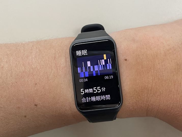 f[^́AuOPPO Band 2v̂قAX}[gtH̐pAvuHeyTap HealthvłmFł܂