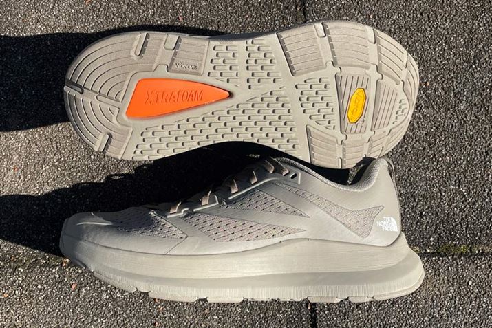 uxVeB tH[hiVelocity ForwardjviiԁFNF52302j́uThg[v×Thg[vvBTCgi17,930~(ō)