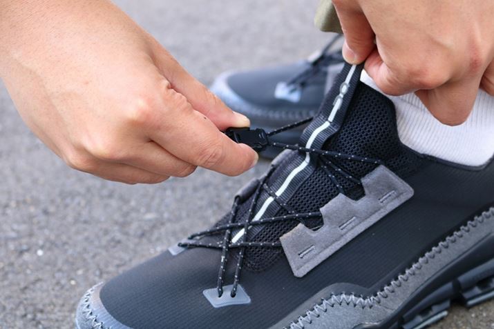 yʐ^zACXeCɂ́AXCXGWjAO̕ƐԎɔ\̃XCXtĂ܂BꂼAXCXŐ݌vĂ邤ɁAŐ[̋Zpgčꂽv_NgłƂؖ yʐ^AzLk̂Sfނ̃V[[XgOŗ߂邱ƂŁAtBbg𒲐VXe̗pBEy`ł