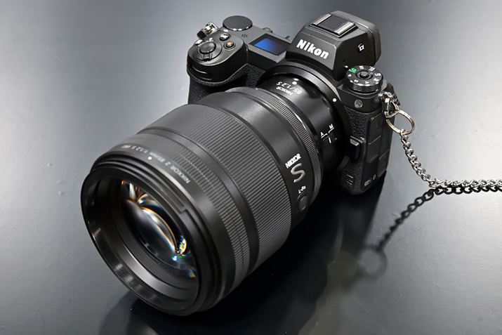 JF1.2̖邳AaE]YuNIKKOR Z 85mm f/1.2 Sv