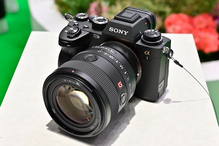 JF1.4̑aƏ^Eyʂ𗼗uFE 50mm F1.4 GMv