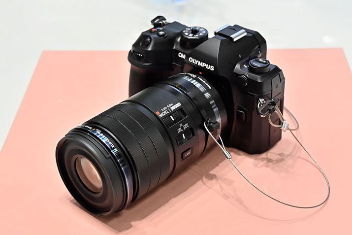 {傫4{̃}NBe\ȁuM.ZUIKO DIGITAL ED 90mm F3.5 Macro IS PROv