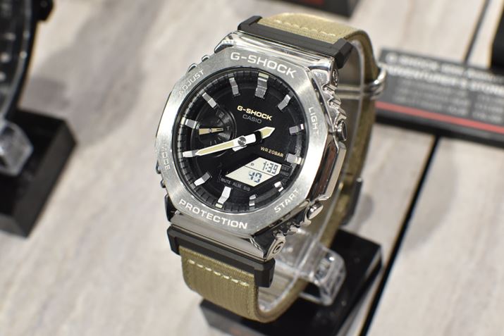 uGM-2100C-5AJFvi28,600~j