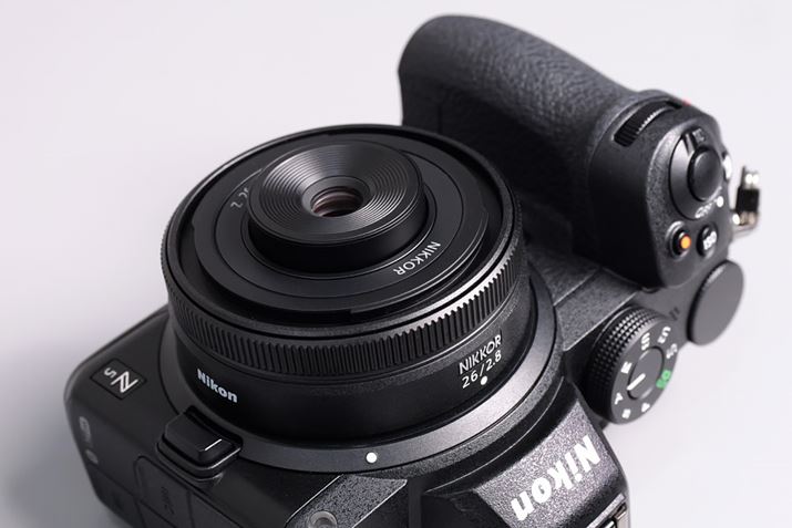 ➑̂RpNgɂ邽߂ɁAŠJõtH[JVO̗pBߐڎBe̓Y̓Lт