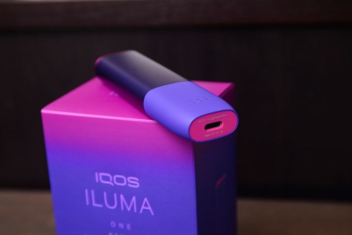 ꕔ̏[dpUSB Type-CP[uRlN^ȂǁAdl͂ʏ탂fƓł