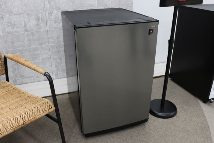 TCY495ij×598isj×770ijmmŁAdʂ27kgBݒuۂɂ́AE20mmAw48mmA㕔100mm̂Ԃ݂Kv܂Bsz艿i77,000~iōjŁA2023N46\