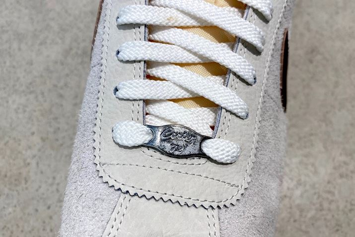 g񂾕͋C̋fuɂu'72vS܂Ă܂