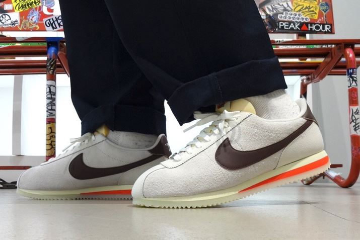 uRebcv͂̎łAAJWLC߂܂ŁA킹X^CIт܂