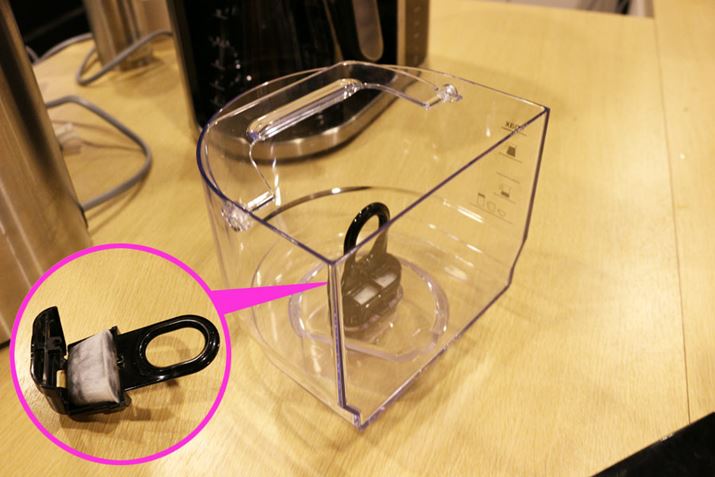 ^Nɂ́AYtB^[BYtB^[ɂ͉fLʂ܂AIɌKvłBp̊YtB^[61,980~iōjBȂAY͎tɎgp邱Ƃł܂