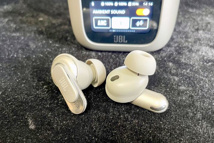 V[gXeBbN^炳ɍœKꂽtHIccłw̃fBXvĈقCɂȂႢ܂